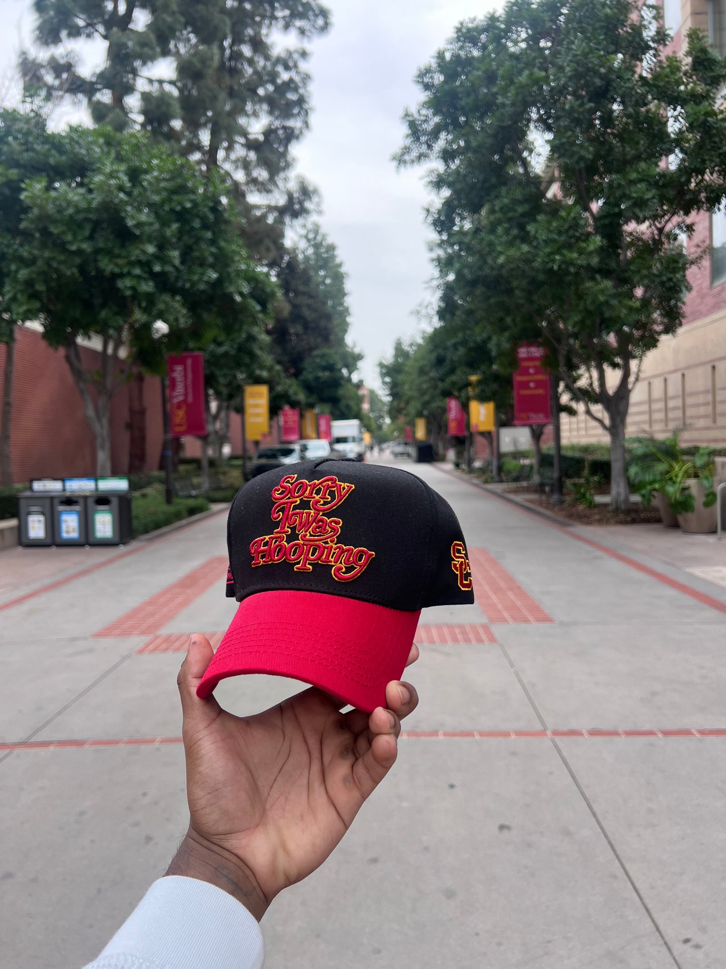(USC) SORRY I WAS HOOPING HATS
