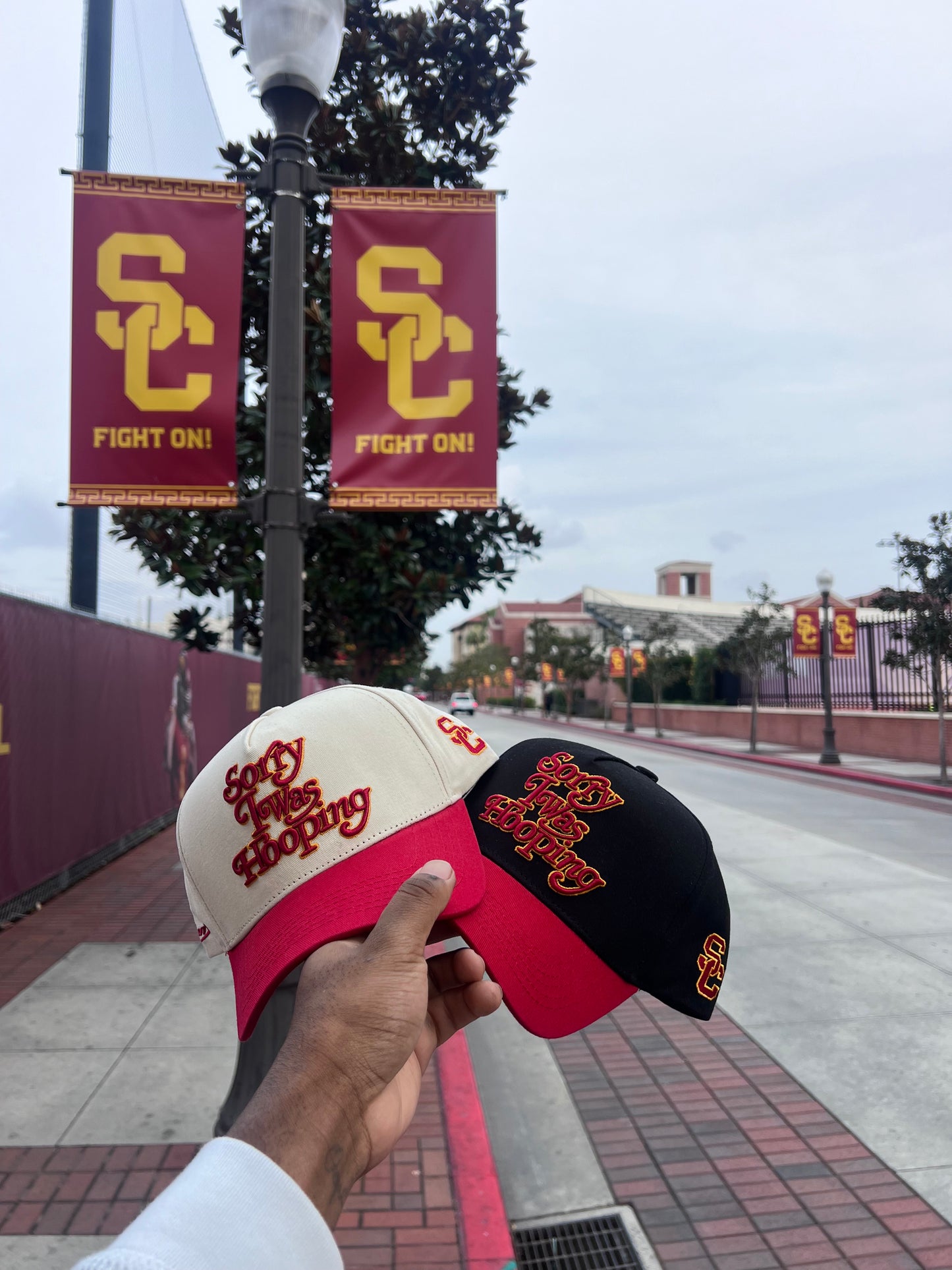 (USC) SORRY I WAS HOOPING HATS